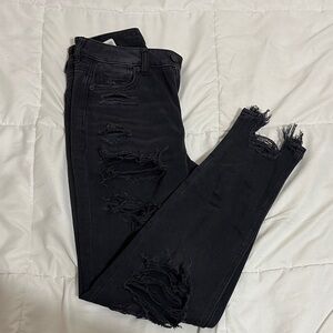American Eagle Black Distressed Women’s Jeans